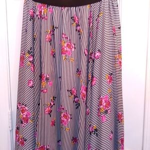Torrid Skirt size 3/4